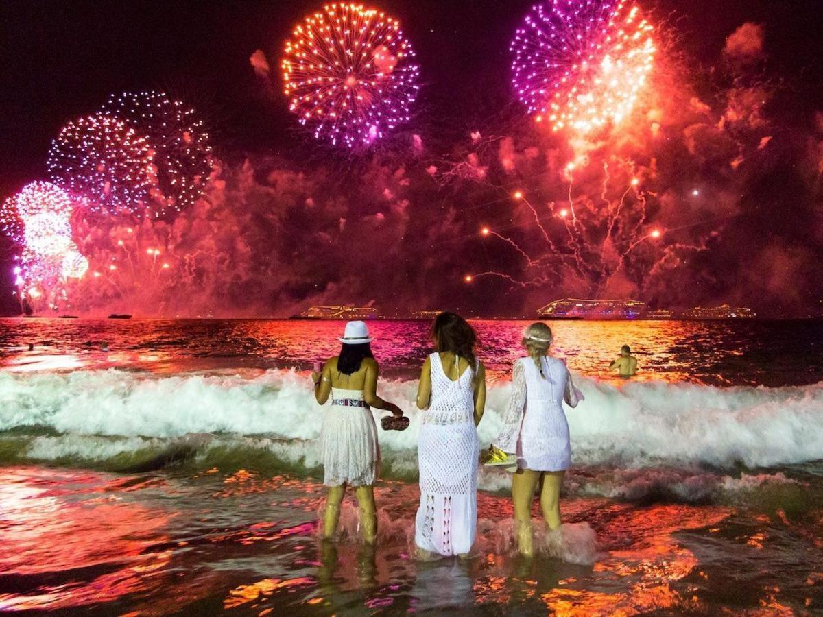 Encantos De Copacabana - 5 Hospedes E Praia ريو دي جانيرو المظهر الخارجي الصورة
